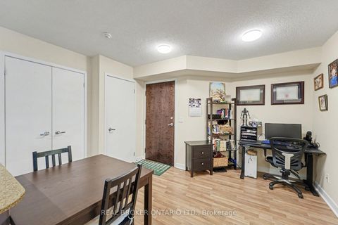 Photo 10 at 911 - 12 Yonge Street, Waterfront Communities C1, Toronto