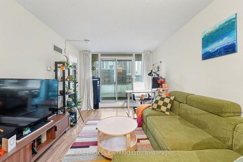 Photo 12 at 911 - 12 Yonge Street, Waterfront Communities C1, Toronto