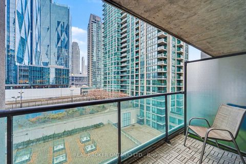 Photo 17 at 911 - 12 Yonge Street, Waterfront Communities C1, Toronto
