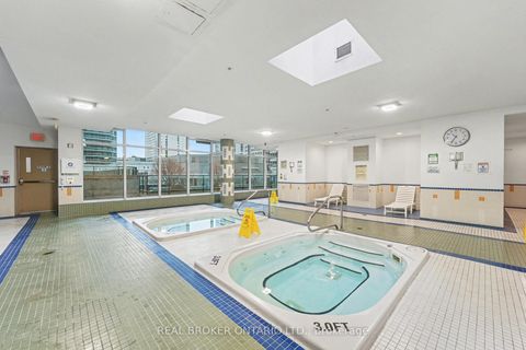 Photo 20 at 911 - 12 Yonge Street, Waterfront Communities C1, Toronto