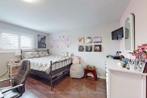 Photo 23 at 64 Mandel Crescent, Devonsleigh, Richmond Hill