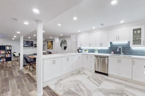 Photo 30 at 64 Mandel Crescent, Devonsleigh, Richmond Hill