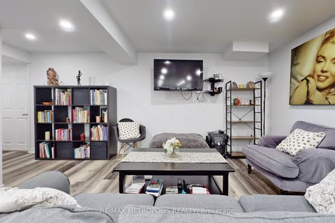 Photo 38 at 64 Mandel Crescent, Devonsleigh, Richmond Hill