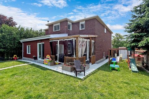 Photo 47 at 64 Mandel Crescent, Devonsleigh, Richmond Hill