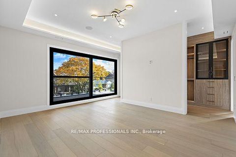 Photo 32 at 122 Ashbourne Drive, City Centre West, Toronto