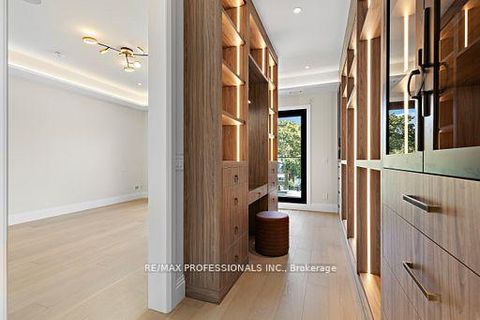 Photo 33 at 122 Ashbourne Drive, City Centre West, Toronto