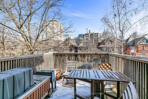 Photo 8 at 626 Huron Street, Annex, Toronto