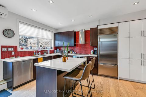 Photo 22 at 626 Huron Street, Annex, Toronto