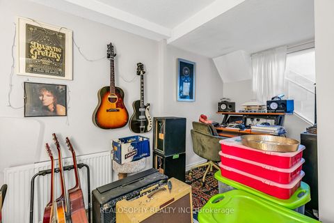 Photo 34 at 626 Huron Street, Annex, Toronto