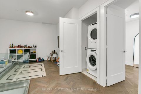 Photo 27 at 103 - 118 Merchants' Wharf, Waterfront Communities C8, Toronto