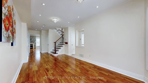 Photo 8 at 68 Walkview Street, Oak Ridges, Richmond Hill