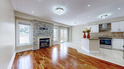 Photo 9 at 68 Walkview Street, Oak Ridges, Richmond Hill
