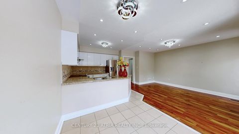 Photo 19 at 68 Walkview Street, Oak Ridges, Richmond Hill