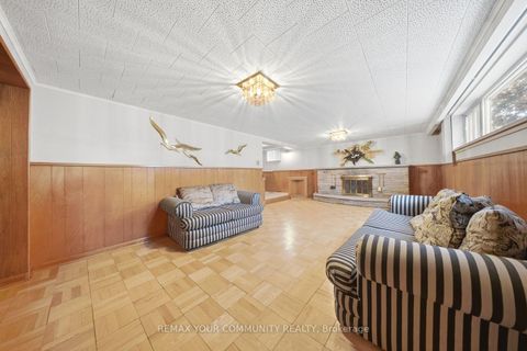 Photo 34 at 11 Grovetree Road, Beaumonde Heights, Toronto