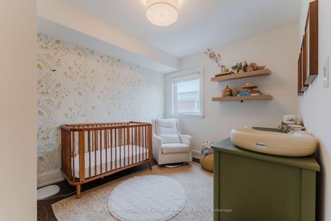 Photo 17 at 3A - 1657 Bathurst Street, Forest Hill South, Toronto