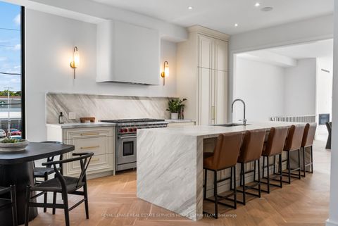 Photo 13 at 38 Evergreen Gardens, Leaside, Toronto