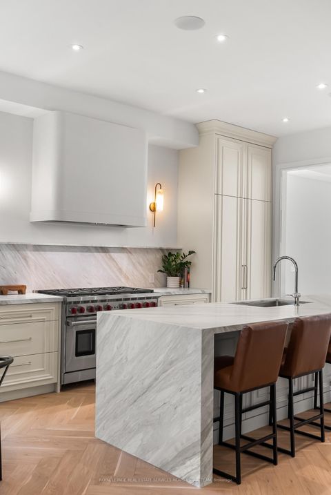 Photo 14 at 38 Evergreen Gardens, Leaside, Toronto