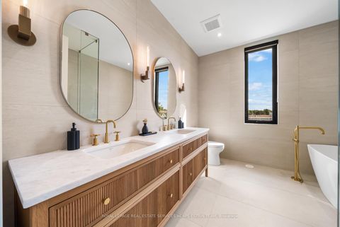 Photo 26 at 38 Evergreen Gardens, Leaside, Toronto