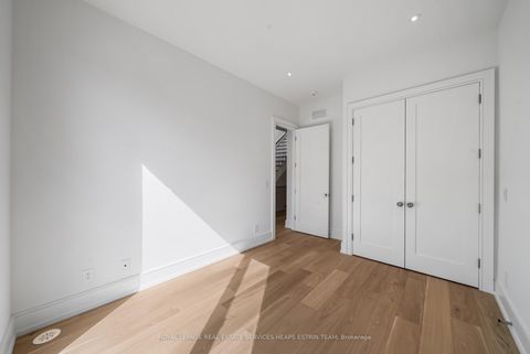 Photo 29 at 38 Evergreen Gardens, Leaside, Toronto