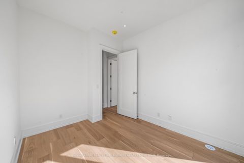 Photo 31 at 38 Evergreen Gardens, Leaside, Toronto