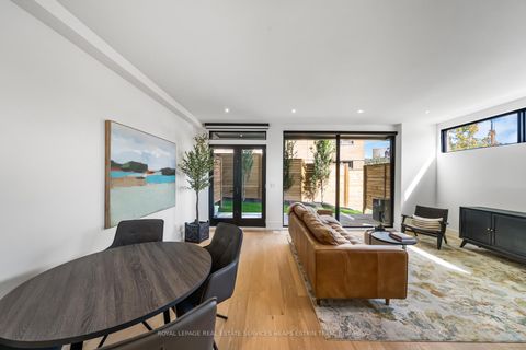 Photo 38 at 38 Evergreen Gardens, Leaside, Toronto