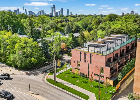 Photo 44 at 38 Evergreen Gardens, Leaside, Toronto