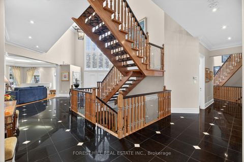 Photo 16 at 161 Renaissance Court, Beverley Glen, Vaughan