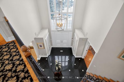 Photo 18 at 161 Renaissance Court, Beverley Glen, Vaughan