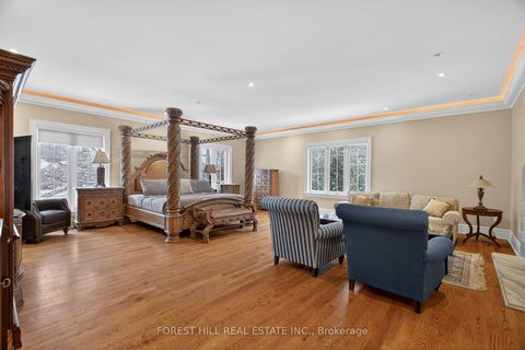 Photo 21 at 161 Renaissance Court, Beverley Glen, Vaughan