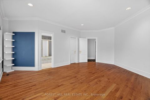 Photo 28 at 161 Renaissance Court, Beverley Glen, Vaughan