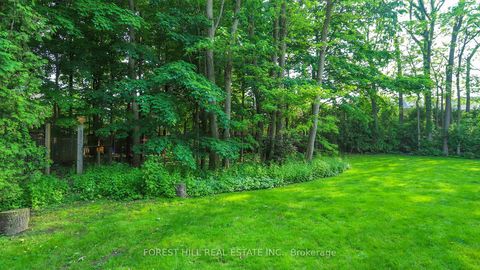 Photo 49 at 161 Renaissance Court, Beverley Glen, Vaughan