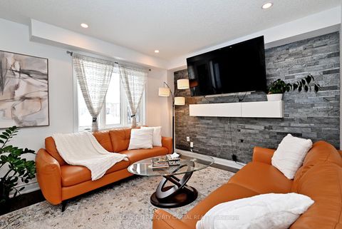 Photo 10 at 6 - 31 Madelaine Drive, Painswick South, Barrie