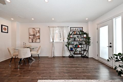 Photo 13 at 6 - 31 Madelaine Drive, Painswick South, Barrie