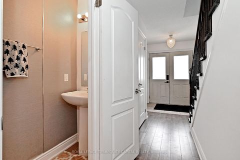 Photo 21 at 6 - 31 Madelaine Drive, Painswick South, Barrie