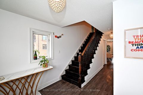 Photo 22 at 6 - 31 Madelaine Drive, Painswick South, Barrie