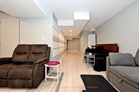 Photo 35 at 6 - 31 Madelaine Drive, Painswick South, Barrie