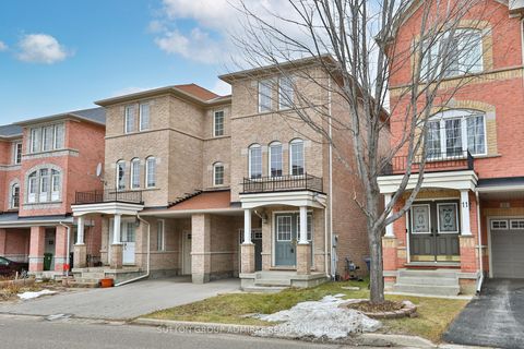 Photo 1 at 13 Pilkington Drive, Birchmount, Toronto