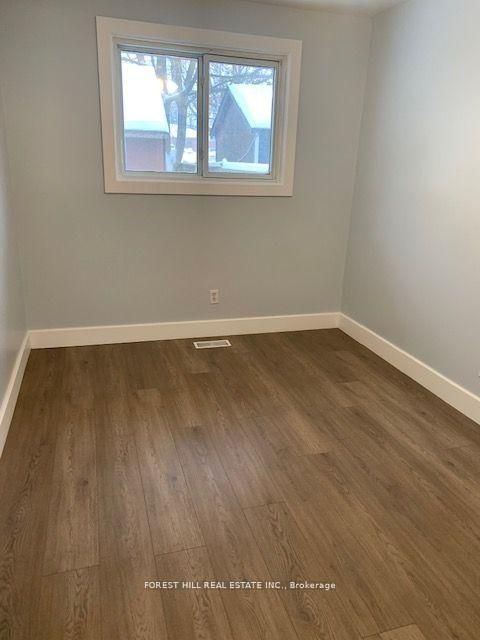 Photo 5 at 30 Bernick Drive, Grove East, Barrie