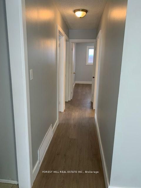 Photo 7 at 30 Bernick Drive, Grove East, Barrie