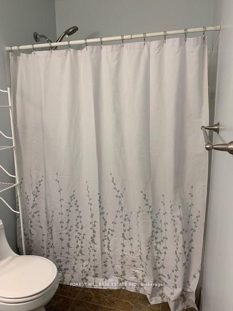 Photo 12 at 30 Bernick Drive, Grove East, Barrie