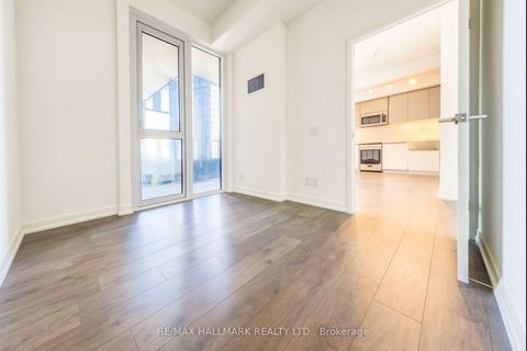 Photo 10 at 402 - 270 Dufferin Street, South Parkdale, Toronto