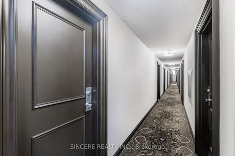 Photo 12 at 1532 - 28 Sommerset Way, Willowdale East, Toronto
