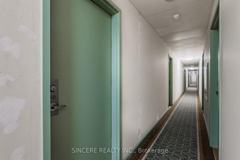 Photo 24 at 1532 - 28 Sommerset Way, Willowdale East, Toronto