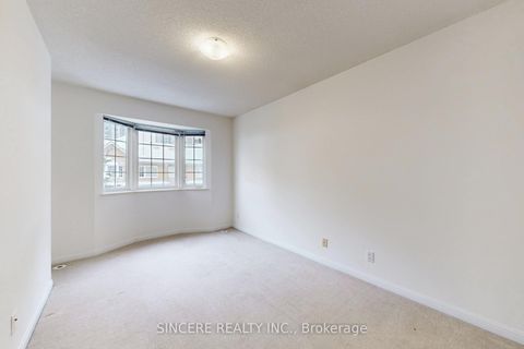 Photo 26 at 1532 - 28 Sommerset Way, Willowdale East, Toronto