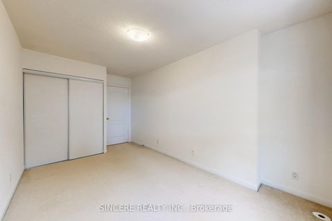 Photo 27 at 1532 - 28 Sommerset Way, Willowdale East, Toronto