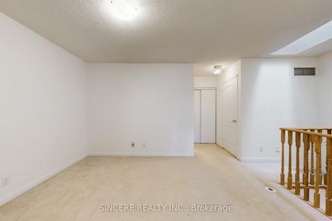 Photo 31 at 1532 - 28 Sommerset Way, Willowdale East, Toronto