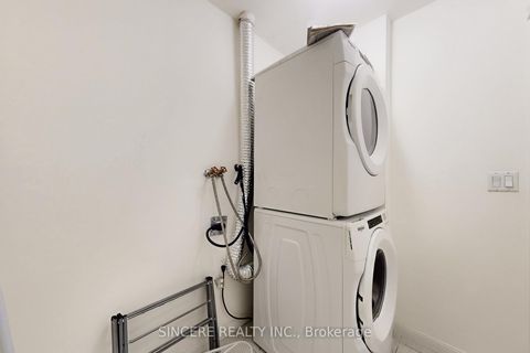 Photo 34 at 1532 - 28 Sommerset Way, Willowdale East, Toronto