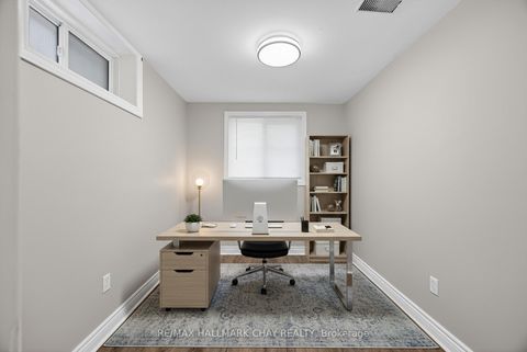 Photo 20 at 32 Bloom Crescent, Ardagh, Barrie