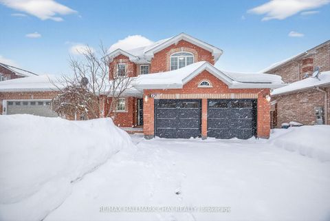 Photo 28 at 32 Bloom Crescent, Ardagh, Barrie
