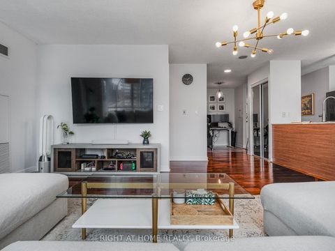 Photo 5 at 1706 - 11 Brunel Court, Waterfront Communities C1, Toronto